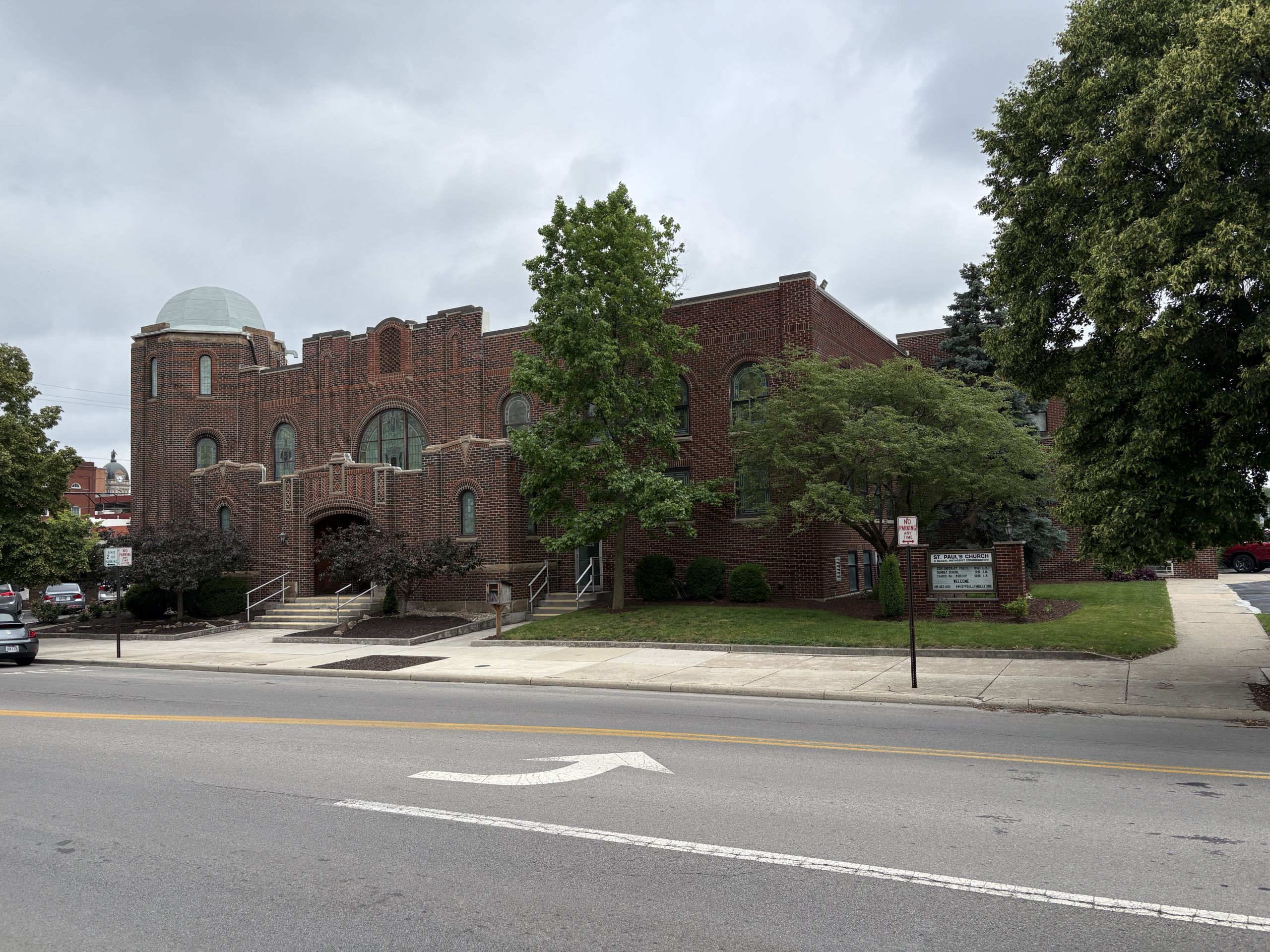 Church outside pic